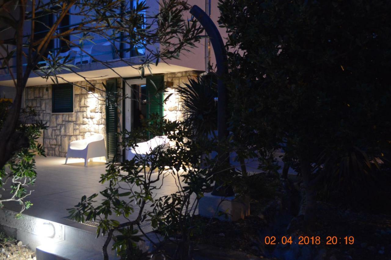 Villa Bandic Baška Voda Esterno foto